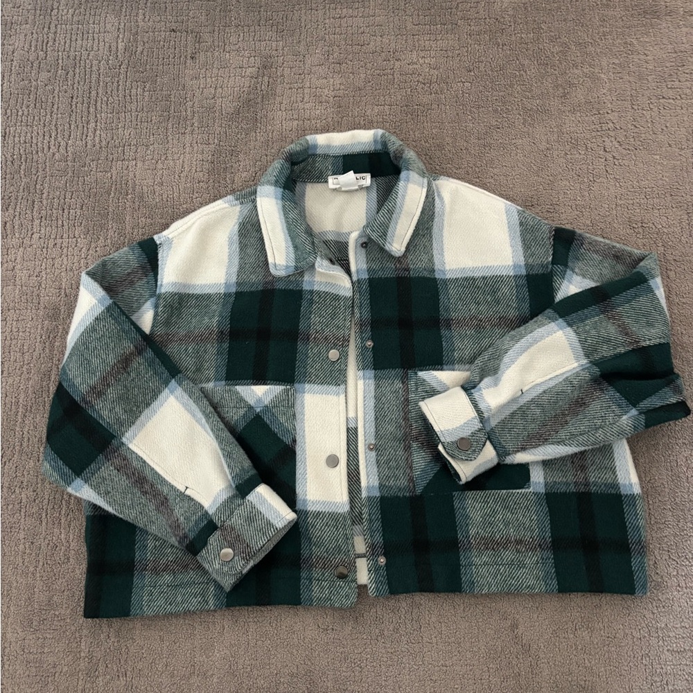 Green and white plaid cropped jacket